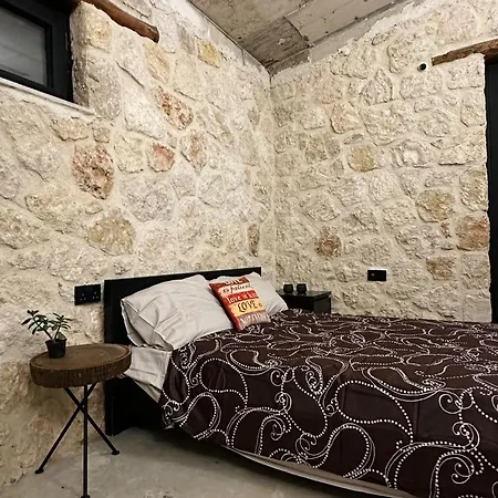 The Hermitage: Timeless Charm&beach&history Nearby * Agios Sergios