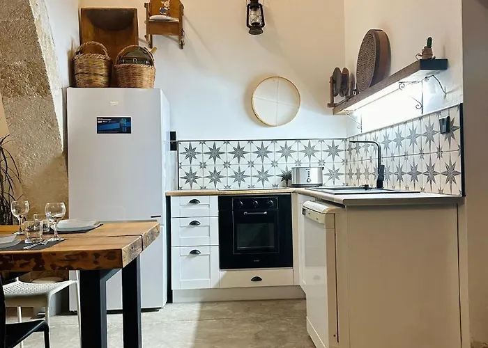 The Hermitage: Timeless Charm&beach&history Nearby * Agios Sergios