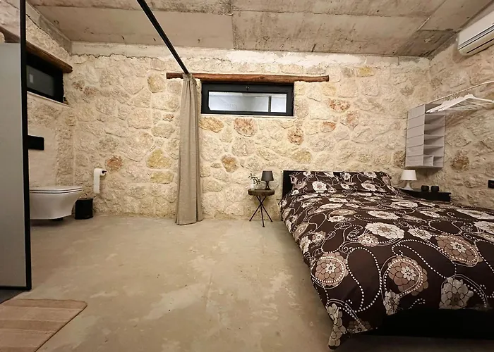 The Hermitage: Timeless Charm&beach&history Nearby Agios Sergios